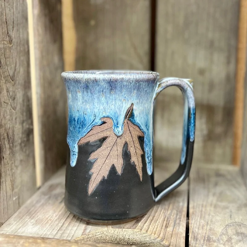 Leaf Stein {Black and Blue}