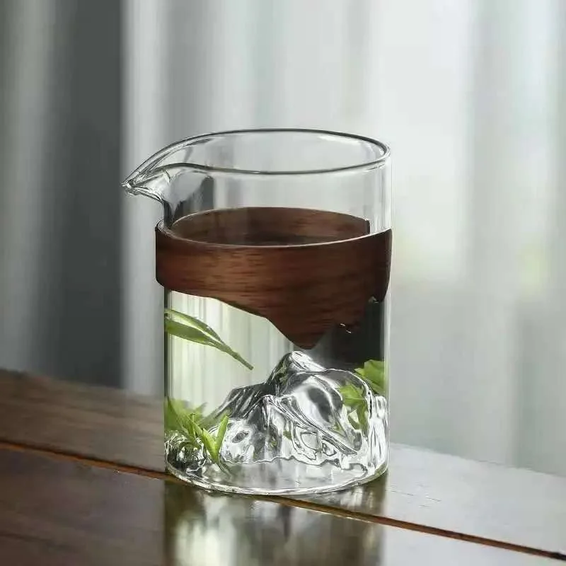 Attractive Mountain Glass Mug | 250ml | 3 x 4.5 inches